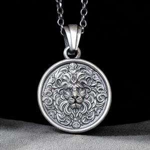 Solid Silver Lion Pendant Necklace, Handcrafted Lion Head Medallion, Symbol of Strength and Power, Men’s Statement Necklace, Gift for Him