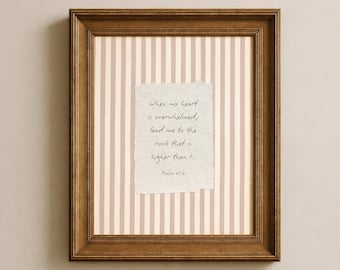 Psalm 61,2 Minimalistisches gestreiftes christliches Wandbild, Bibelvers im handgeschriebenen Stil