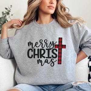 Merry Christmas Buffalo Plaid Cross Xmas Gift Graphic Tee T-Shirt Merry Christmas Buffalo Plaid Cross Xmas Gift Graphic Tee T-Shirt