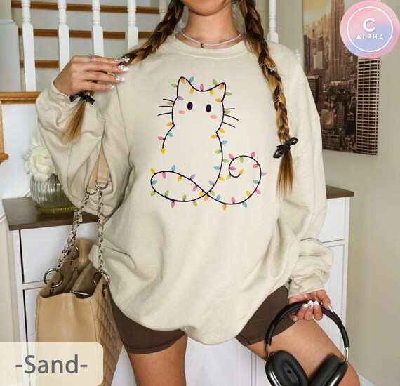 Christmas Lights Sweatshirt, Minimalist Christmas Cat Shirt | Cute Holiday Sweater, Pastel Winter Outfit | Kawaii Gift for kids & Cat Lover