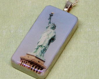 STATUE of LIBERTY Altered DOMINO Necklace Silver Heart Bail 24" Silvertone Chain Upcycled Recyled Patriotic Majesty American Symbol