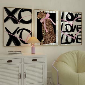 Conjunto de 3 carteles, arte de pared de leopardo, arte de pared rosa y negro, arte de pared de moda con estampado rosa, arte de pared de 3 piezas, póster de guepardo rosa imprimible para niña