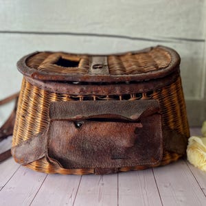 Antique Wicker Fishing Basket - Etsy