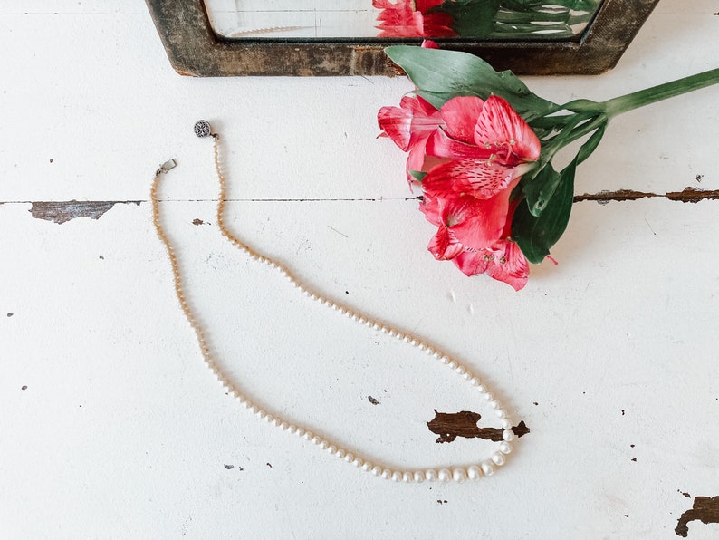 Vintage Ivory Pearl Necklace
