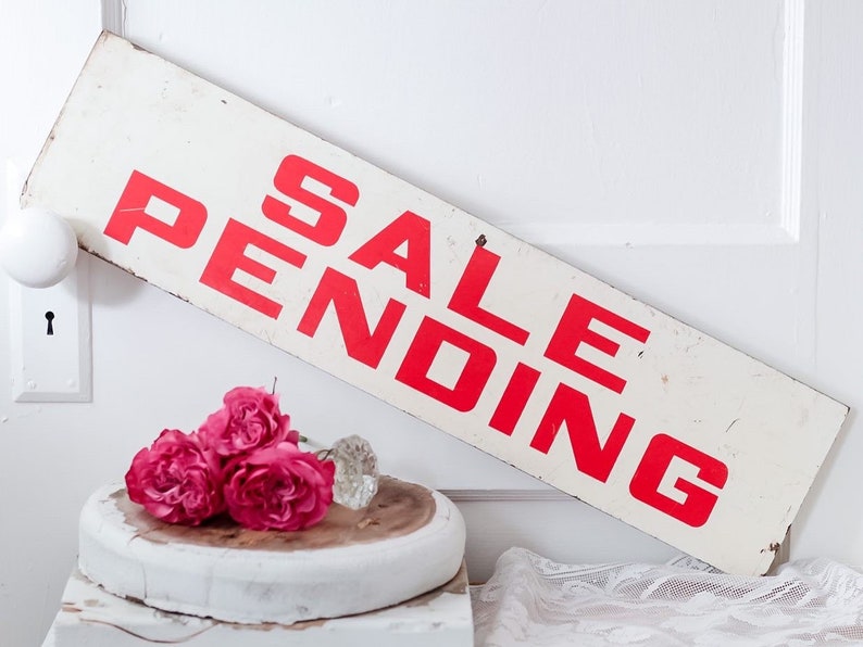 Pending Lettering Vintage Red and White Sale Pending Sign - Etsy