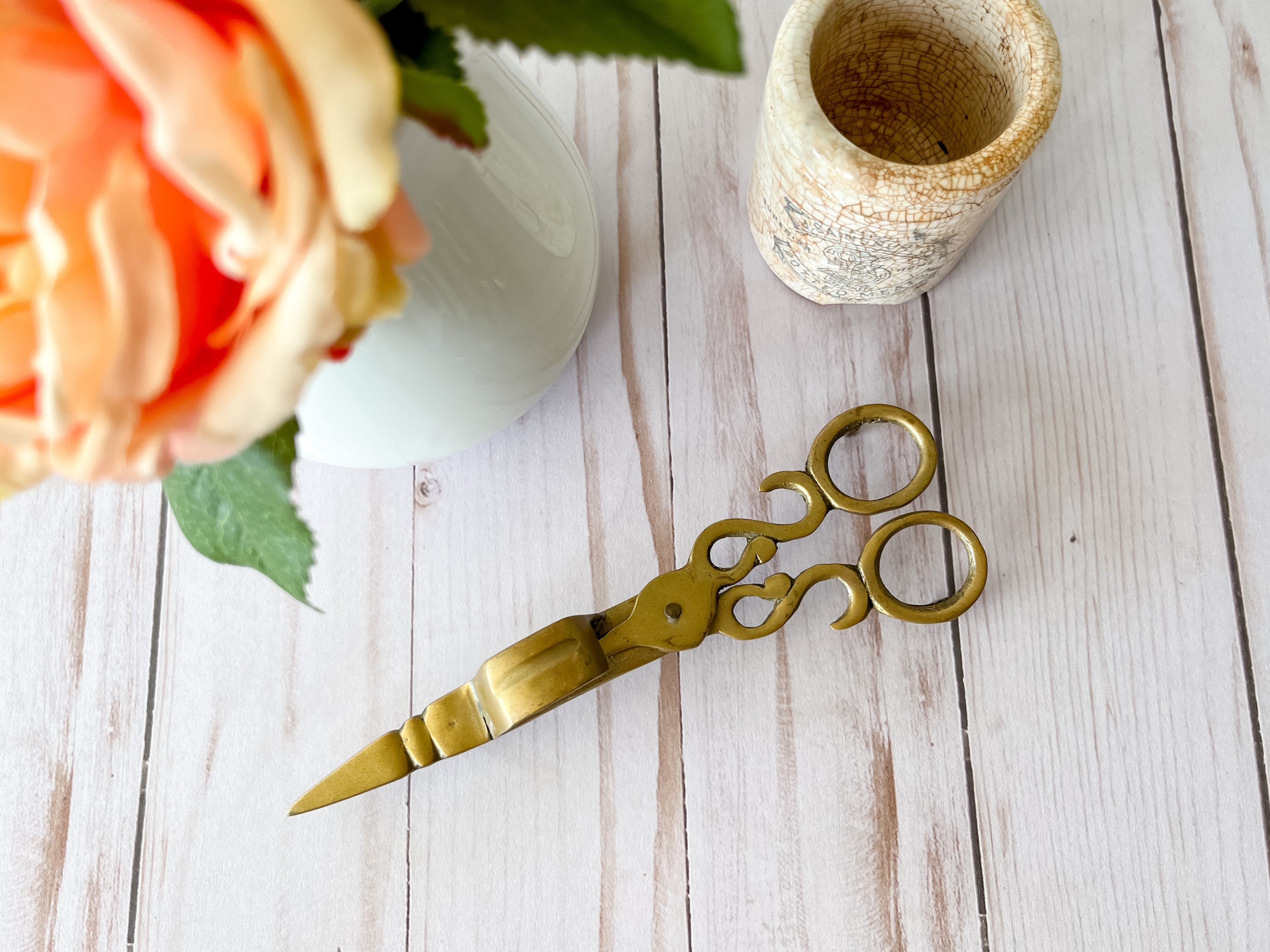 Antique Brass Wick Trimmer – DOMAIN by Laura Hodges Studio