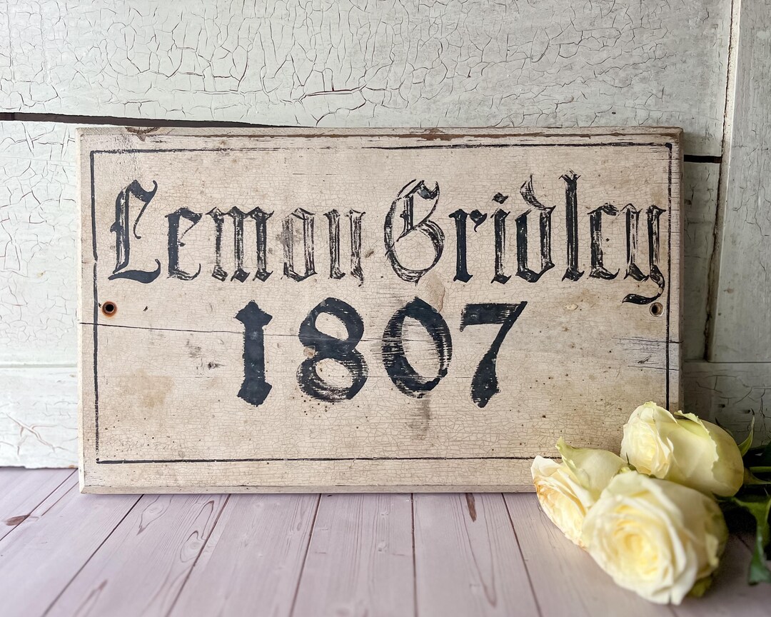 Gridley Sign Vintage Chippy White Wooden “lemou Gridley” House Sign - Etsy