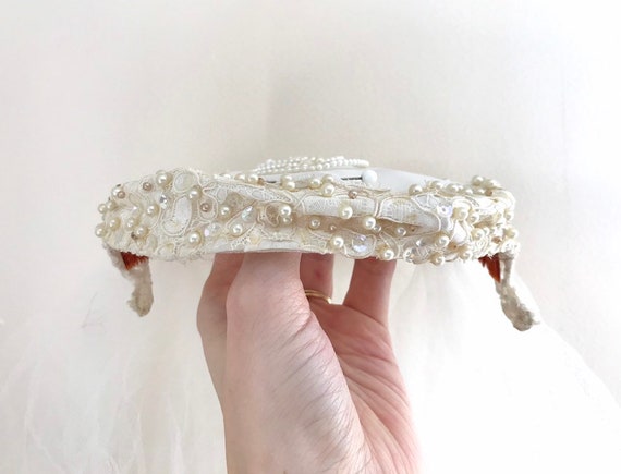 Vintage 1950's Beaded Satin Bridal Hat and Finger… - image 8