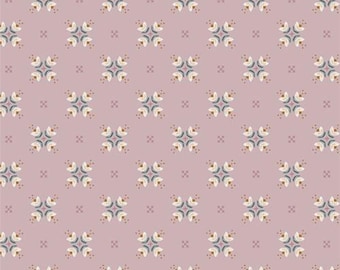Tulip Twirl from GeoBloom designed by Abby Luchsinger for AGF Sewcial Bee Collective
