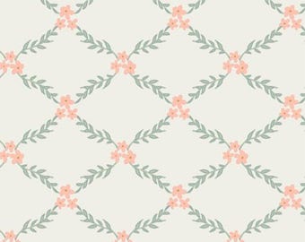 Flower Weave from GeoBloom designed by Kelsey Swatske for AGF Sewcial Bee Collective
