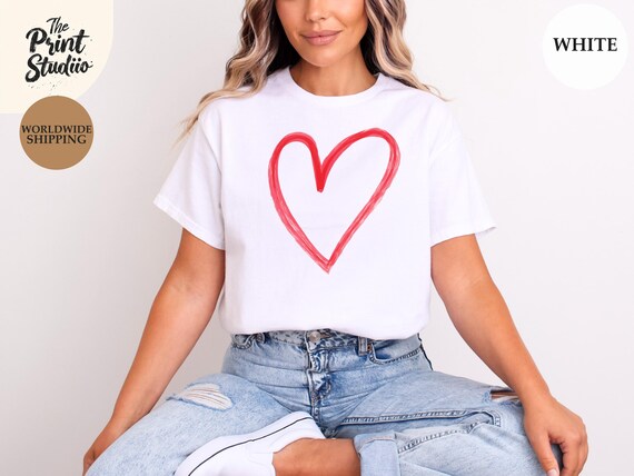 Red Hand Drawn Heart T-Shirt Minimalist Love Graphic Tee Simple Cute Romantic Shirt Stylish Line Art Design Gift for Her Valentine