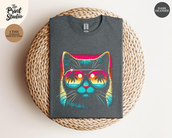 Retro Cat in Sunglasses Shirt, Cool Summer Vibes Tee, Vacation Graphic T-shirt, Funny Holiday Cat Shirt, Beach Trip Tee, Cool Retro Cat Gift