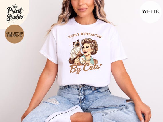 Easily Distracted by Cats T-Shirt Vintage Style Funny Cat Lover Tee Retro Graphic Pet Owner Shirt Cute Feline Humor Gift for Her Him