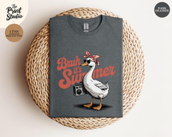Funny Summer Goose T-Shirt: Beach Vacation Tee