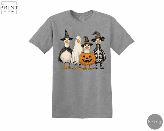 Funny Halloween Goose T-Shirt: Spooky Animal Costume Tee