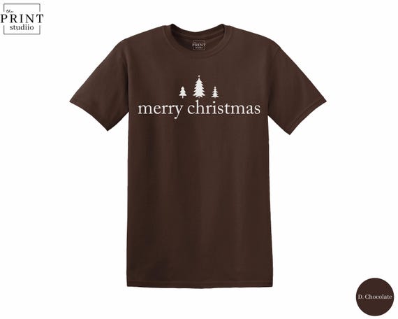 Minimalist Merry Christmas T-Shirt: Elegant Holiday Graphic Tee