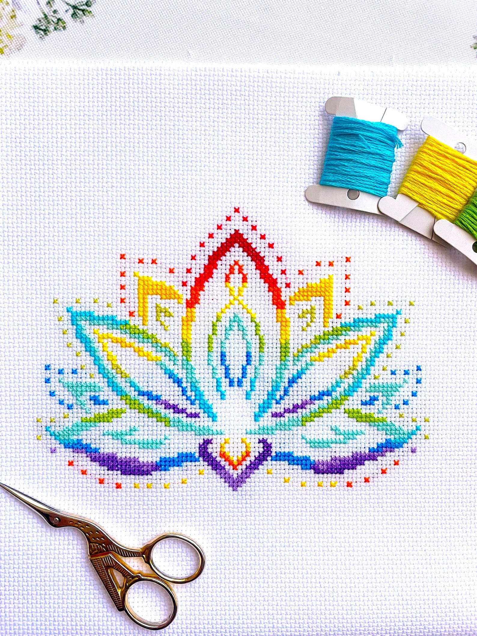 Sparkling Lotus from Sunflower Cross Stitch