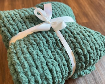 Solid Color Chunky Knit Blanket, Throw Blanket, Hand Knit Blanket