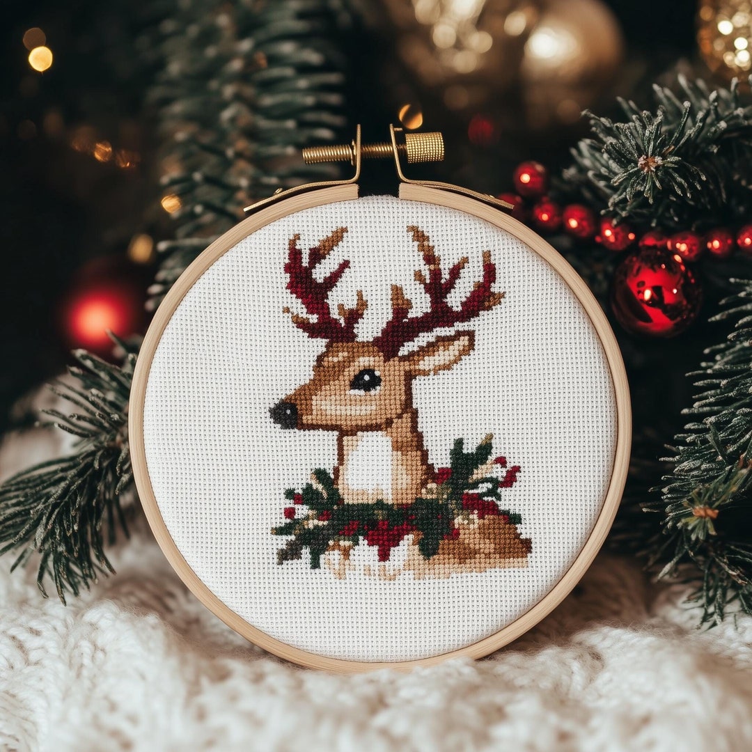 Christmas Deer Cross Stitch PDF Pattern, Small and Easy Reindeer - Etsy