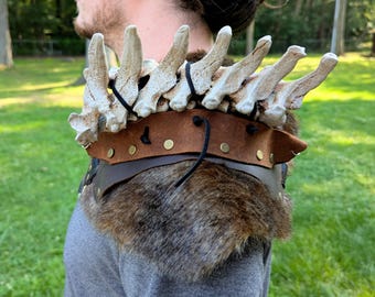 Ursine spine shoulder armor