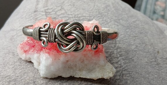 Sterling solid silver Indonesia Infinity Knot cuf… - image 1
