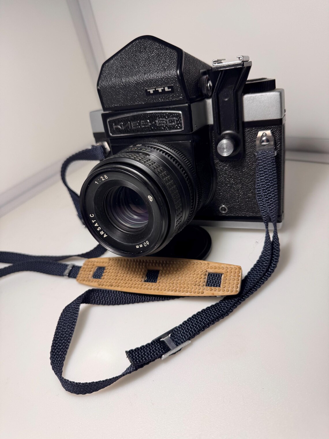Film camera Kyiv 60 TTL, photo 2 of 5
