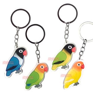 Dwergpapegaai Sleutelhanger | Agapornis Fischeri | Cartoon Vogel Ras Bedel | Cute Kawaii Dieren Kado | Acrylic Dubbelzijdige Hanger Cadeau