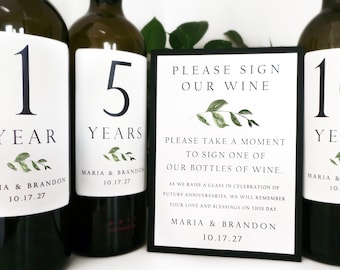 Personalized Anniversary Wine Labels: Guest Book Alternative, Simple Greenery