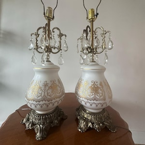 VINTAGE L&L WMC Hand Painted Lamp Set. Hanging Crystals