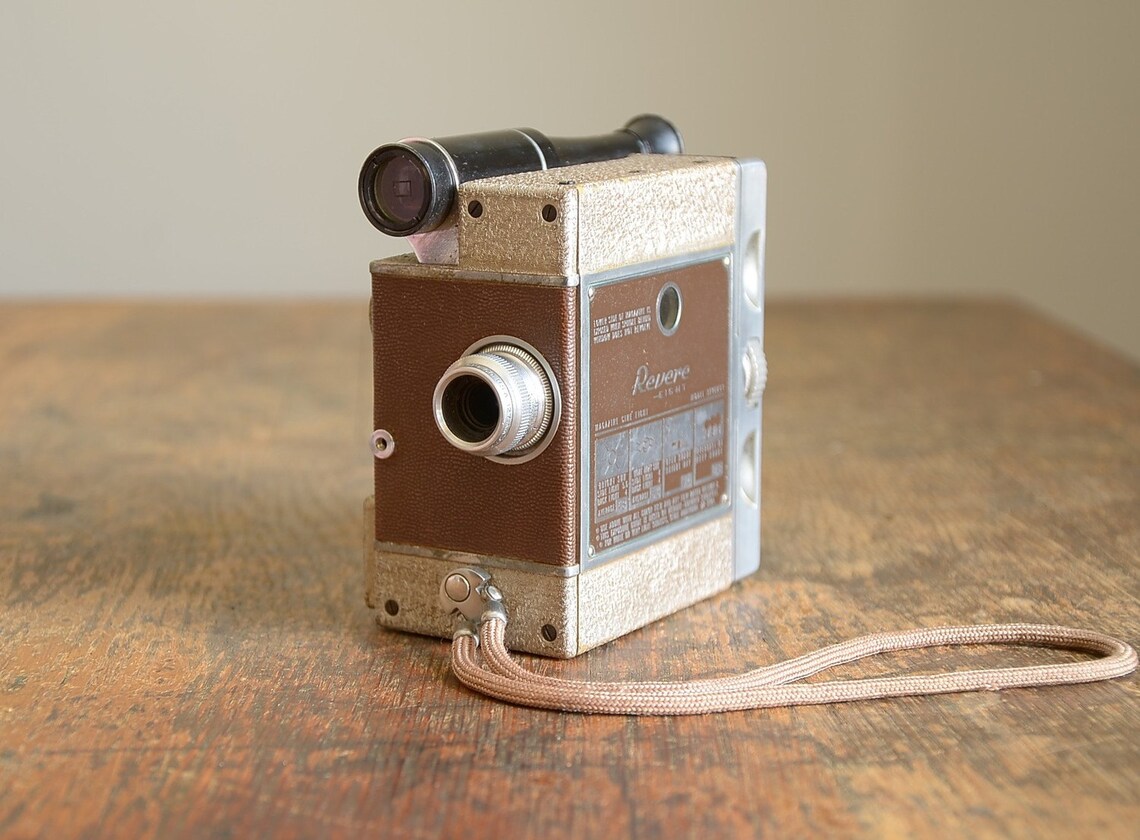 RESERVED .. Vintage 1940s Revere Eight 8mm Movie Camera .. Etsy