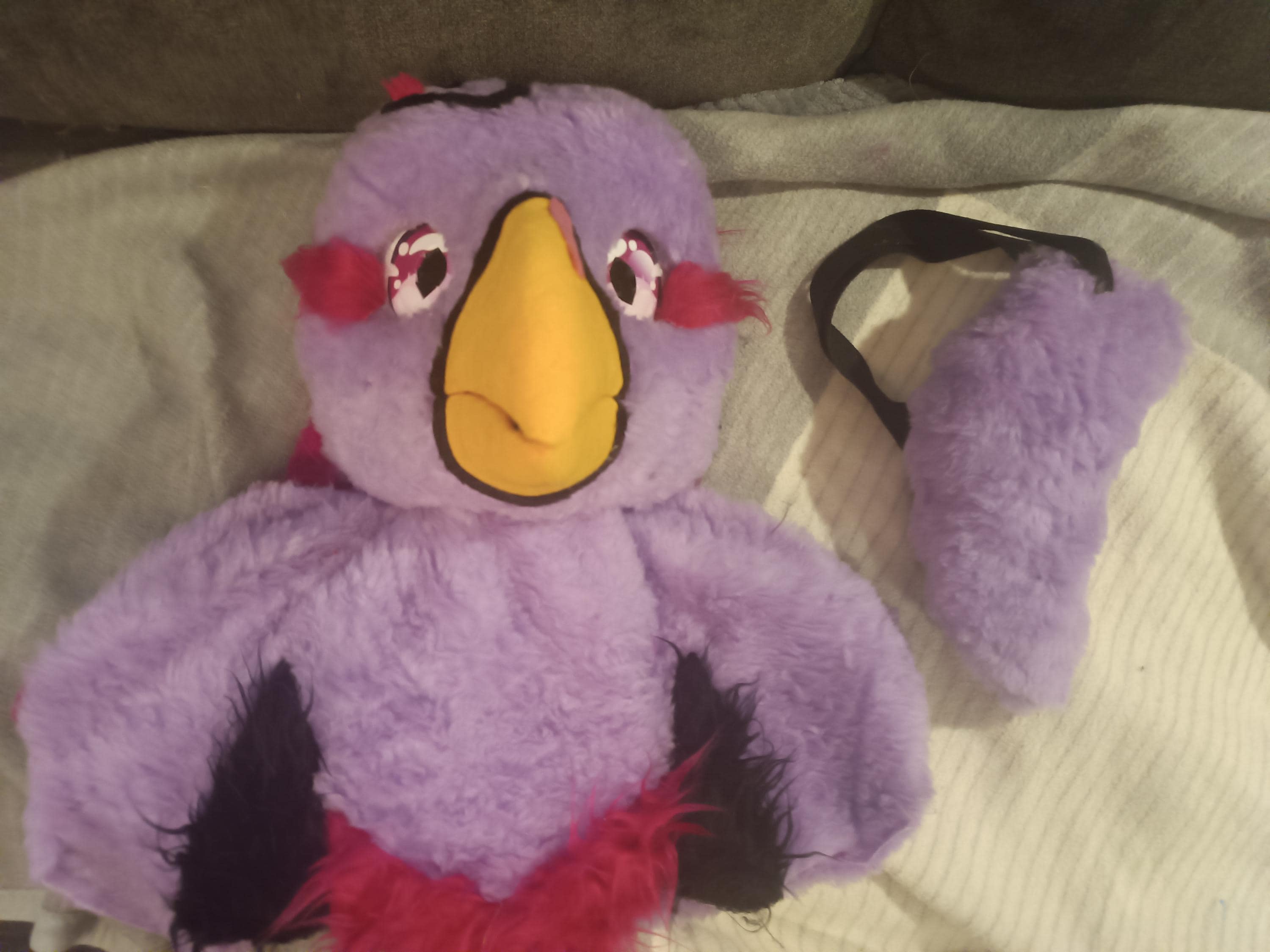 violet rose oiseau perroquet velu fursuit partiel