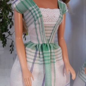 Green Plaid Dress for 1:6 female fashion dolls image 2