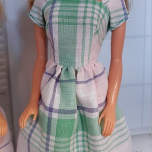 Green Plaid Dress for 1:6 female fashion dolls image 3