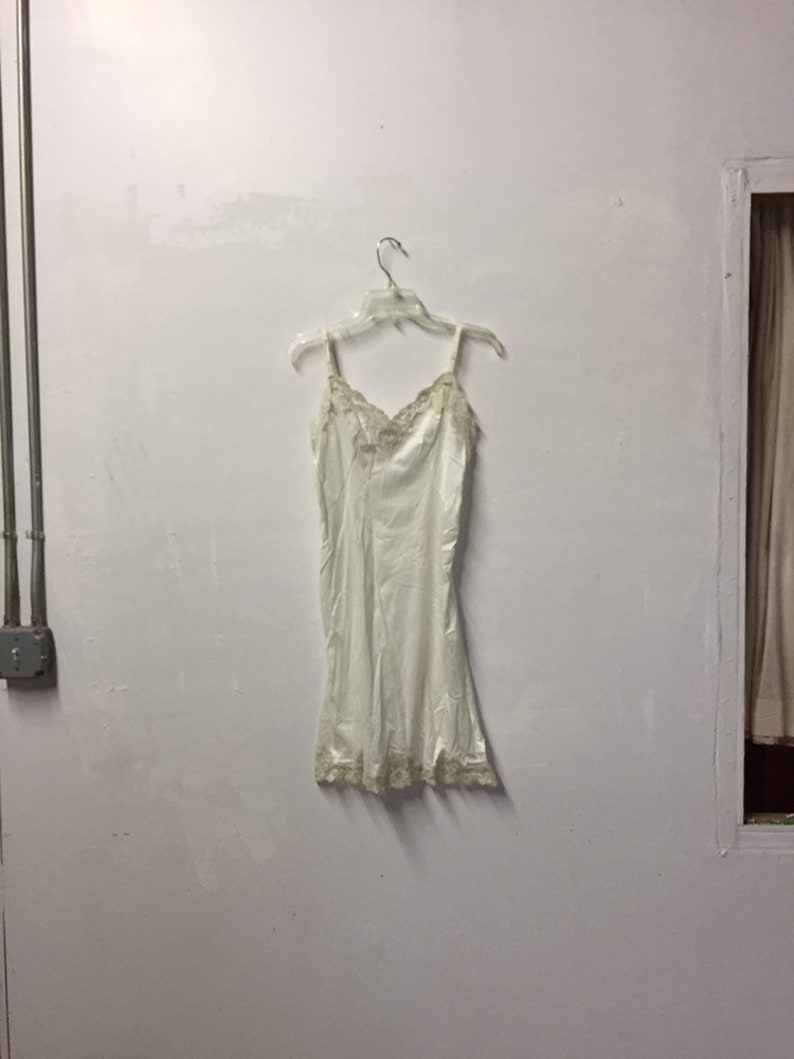 vintage white nylon lace slip size small 32 van roable brand usa