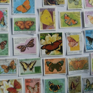 Vintage Butterfly 25 used stamps 1980&#39;s #629
