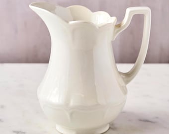 White Royal Staffordshire Heirloom Alfred Meakin Ironstone Jug: Made in England