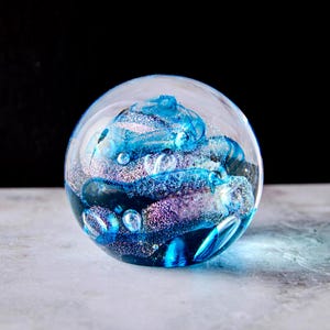 GLASS EYE STUDIO ペーパーウェイト　ガラス　海王星 Glass Eye Studio Celestial Paperweight - Etsy