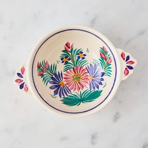 Vintage Henriot Quimper Breton Lug Bowl: Hand-Painted French Pottery