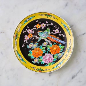 Famille Noire Pheasant Plate: Hand-Painted Arita Porcelain, Meiji Period