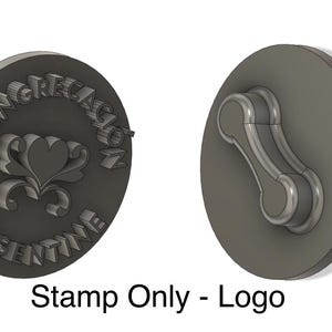 May include: A gray, round stamp with the text "CONGREGACION ARGENTINA" and a stylized heart design. The other side of the stamp is blank.
