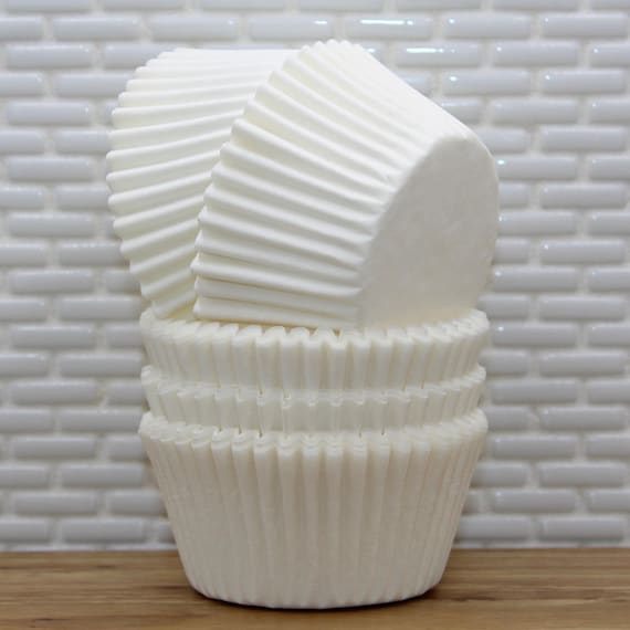 White Heavy Duty Cupcake Liners (Qty 32) White Baking Cups, White Cupcake  Papers, White Cupcake Wrappers, White Cupcake Liner, Cupcake Liner