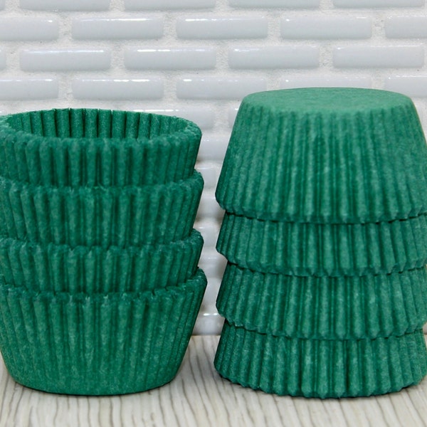 Green Candy Cups #5 (1 1/4"Base X 3/4"H) Green Candy Cups #5, Green Candy Supplies, Green Candy Wrappers, Candy Cup - Please Read Disclaimer