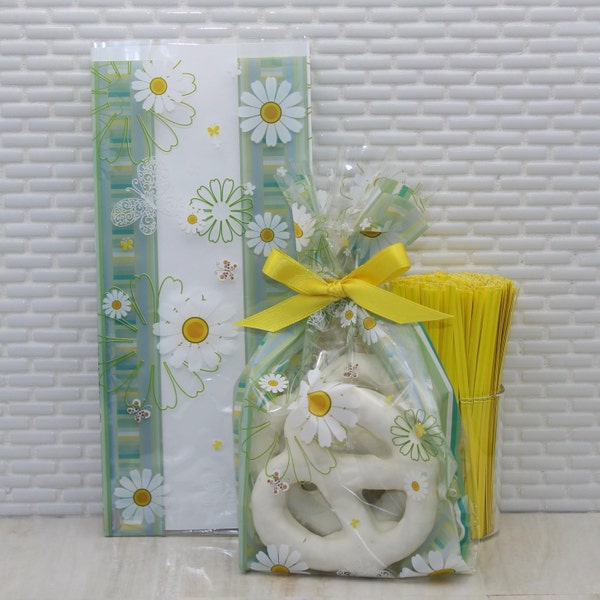 Daisy Cellophane Favor Bags (Qty 10) Daisy Cellophane Treat Bags, Daisy Cellophane Gift Bags, Daisy Favor Bags, Daisy Treat Bags, Favor Bags