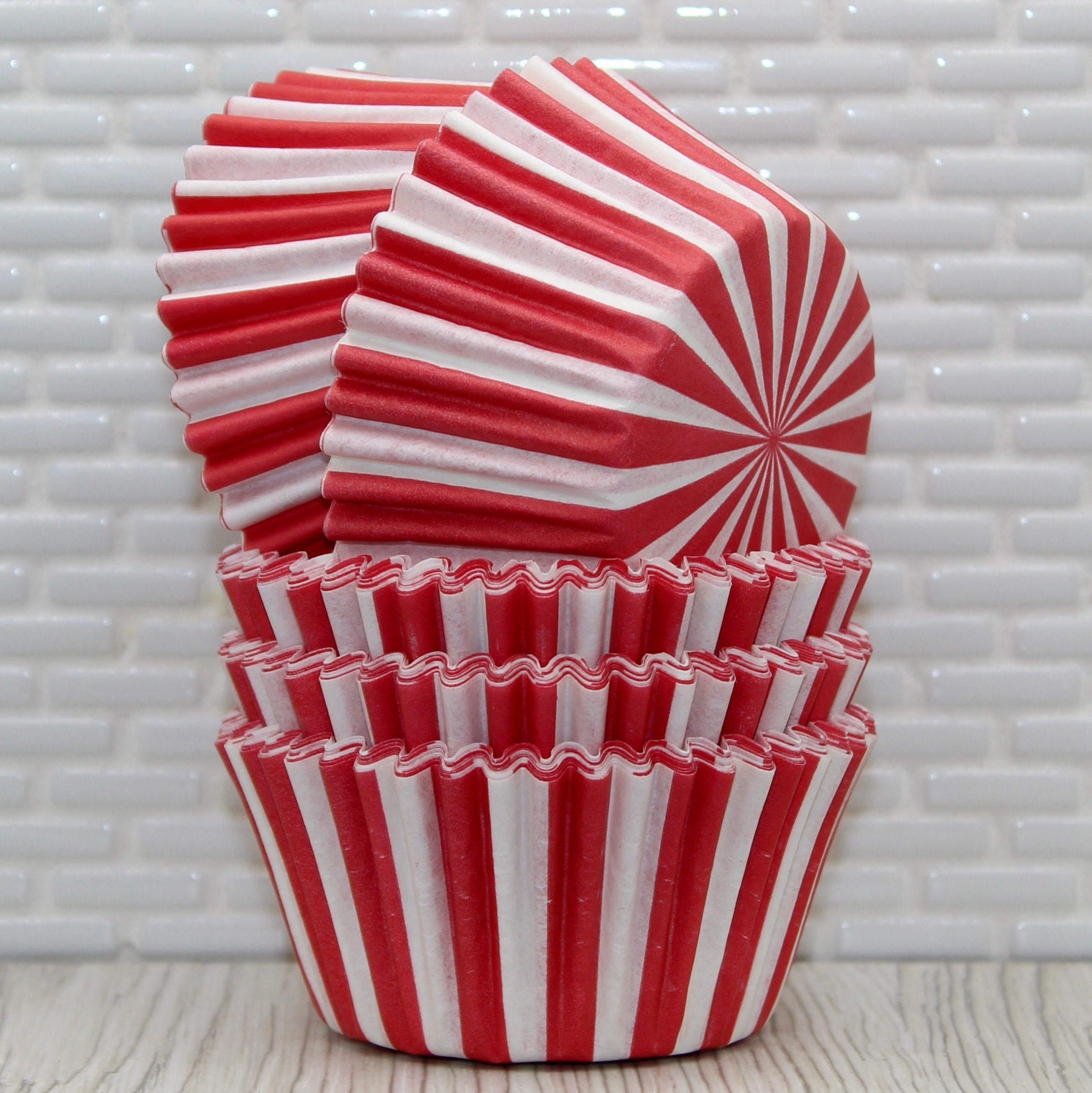 Standard Size Baking Cups Food-grade Greaseproof Paper Cupcake Liners, Size: 100pc Cupcake Liners, White