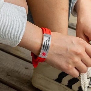 8 Colors Medical Alert Bracelet,Custom Silicone Waterproof Sport Bracelet,Health Emergency Alert ID Bracelet,Medical Jewelry for Men/Women