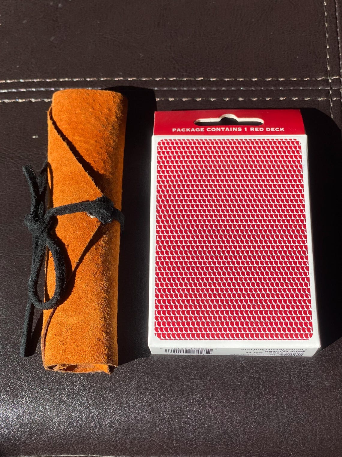 Sondergut Jeu D’Échecs Et Dames Voyage – Cuir Vrai, Roulable, 25x32 Cm, Pions Mélamine, Poche Latérale
