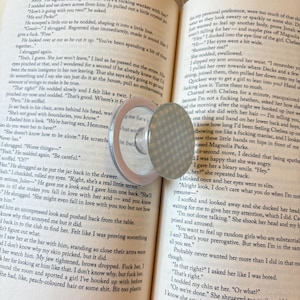 Gingham kindle grips/ blue, pink and green phone grip/ MagSafe grip/ magnetic phone grip/ Gingham print kindle grip / kindle accessories