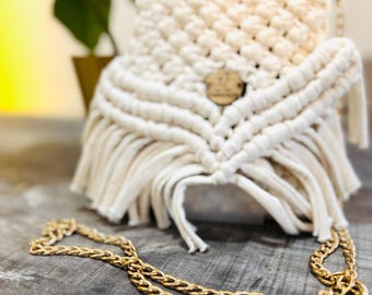 Handmade macrame cell phone bag, birthday gift for your best friend, women's travel bag