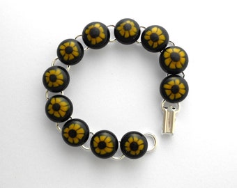Fused Glass Flower Bracelet- Fused Glass Bracelet -  Fused Glass - Charm Bracelet - Glass Jewelry - Bangle 4218