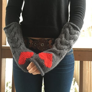 FINGERLESS - Bella&#39;s Mittens LOVE